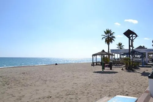טורמולינוס Las Palomas Beach